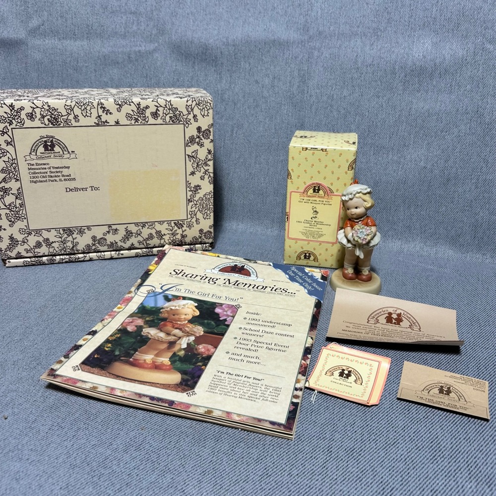 Enesco Memories of Yesterday Figurine I'm The Girl For You 1993 Charter Member